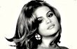 Selena Gomez Kenang Ciuman Terakhir Dari Mantan Pacar Lewat Single 'Bang Bang Bang'