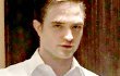 Foto: Robert Pattinson Rapikan Rambutnya di Salon Mahal Dalam 'Cosmopolis'