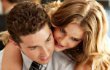 Foto: Rossie Huntington-Whiteley Lengket Pada Shia LaBeouf di 'Transformers: Dark of the Moon'