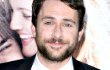 Charlie Day Diimingi Gelar Profesor Dalam 'Pacific Rim'
