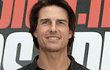 Video: Tom Cruise Panjat Gedung Pencakar Langit di 'Mission: Impossible Ghost Protocol'