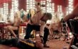 Trailer: Ryan Gosling Siap Memaku Kepala Orang di 'Drive'