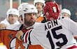 Trailer: Seann William Scott Ubah Lapangan Hockey Jadi Arena Tinju