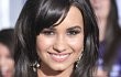 Demi Lovato Hadirkan 'Skyscraper' Versi Spanyol Sekaligus Umumkan Jadwal Rilis Album Baru