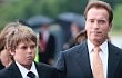 Putra Bungsu Arnold Schwarzenegger Keluar Dari Rumah Sakit