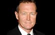 Robert Patrick Gantikan Bryan Cranston di 'Gangster Squad'