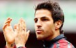 Cesc Fabregas Diperkenalkan Pada Publik Barcelona