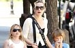 Kate Winslet Lolos dari Kebakaran Hebat di Pulau Necker