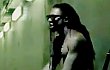 Video Musik: Lil Wayne Ungkap Dampak Kekerasan Rumah Tangga di 'How to Love'