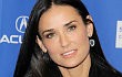 Demi Moore Mogok Makan Karena Ashton Kutcher Selingkuh
