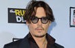 Disney Tak Ingin Film Johnny Depp 'The Rum Diary' Saingi 'Pirates of the Caribbean'