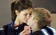 Justin Bieber dan Selena Gomez Pamer Kemesraan Saat Pertandingan Hoki di Kanada