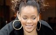 Rihanna Dilarang ke Klub Malam dan Minum-Minum Demi Kesehatannya