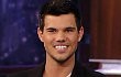 Taylor Lautner Pernah Diminta Menandatangani Celana Dalam Fansnya