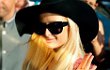 Paris Hilton Puji Keindahan Bali