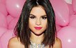 Selena Gomez Nikmati Masa Remaja di Video Musik 'Hit The Lights'