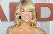 Carrie Underwood Bantah Gosip Menolak Minuman Beralkohol Karena Hamil