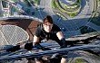 Tom Cruise Beraksi di Foto Terbaru 'Mission: Impossible Ghost Protocol'