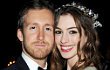 Anne Hathaway dan Adam Shulman Bertunangan