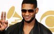 Usher 'Buang' Piala Grammy Awards 2011