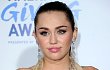 Miley Cyrus Balas Umpat Fans