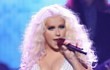 Christina Aguilera Cuek Berat Badan Naik