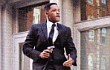 Will Smith Berlari di Atas Mobil di 'Men in Black 3'