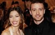 Jessica Biel Diisukan Pamer Cincin Tunangan