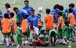 Anak-Anak Indonesia Puas Dilatih Fabio Cannavaro dkk