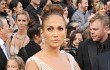 Jennifer Lopez Ikut Meriahkan Red Carpet Oscar 2012