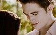 Tatapan Mesra Robert Pattinson di Foto Perdana 'Breaking Dawn Part 2'