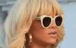 Rihanna Suka Pakai Parfum Cowok