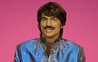 Ashton Kutcher Tersandung Iklan Rasis
