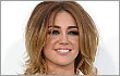 Miley Cyrus Bicara Soal Adegan Bercinta Pertamanya