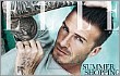 David Beckham Seksi Basah-Basahan di Majalah Elle