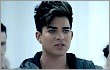 Adam Lambert Pemberontak Tampan di Klip 'Never Close Our Eyes'