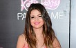 Selena Gomez: Adam Sandler Lebih Baik dari Robert Pattinson