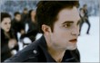 Robert Pattinson Merasa Aneh Jadi Ayah di 'Breaking Dawn 2'