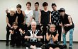 Super Junior Terima Emas Murni dari Fans China