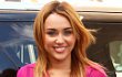 Beredar Foto Jadul Miley Cyrus Topless di Kamar Mandi
