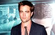 Robert Pattinson Muncul Lagi di Klub untuk Hadiri Pesta Pernikahan