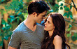 Kristen Stewart dan Robert Pattinson Mesra di Foto Baru 'Breaking Dawn 2'
