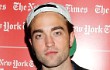 Robert Pattinson Akui Takut Saat Adegan Potong Rambut di 'Cosmopolis'