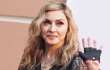 Madonna Diisukan Cari Rumah di Italia untuk Pindah