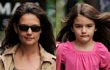 Katie Holmes Terima Tunjangan untuk Suri Rp 3,8 Miliar per Tahun