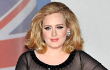 Adele Sanggah Isu Nikah Diam-Diam