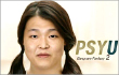 Netter Tertawakan Foto Photoshop IU dan PSY