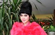 Syahrini Koleksi Barang Mewah Demi Jaga Penampilan