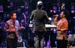 Sandhy Sondoro cs Nyanyi Lagu Presiden SBY di Konser Tembang Harmoni