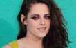 Kristen Stewart Mendadak Diserang Dua Wanita